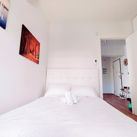 Wsd Luxury Bright 2Bd Apt With Sea View Balcony أثينا المظهر الخارجي الصورة