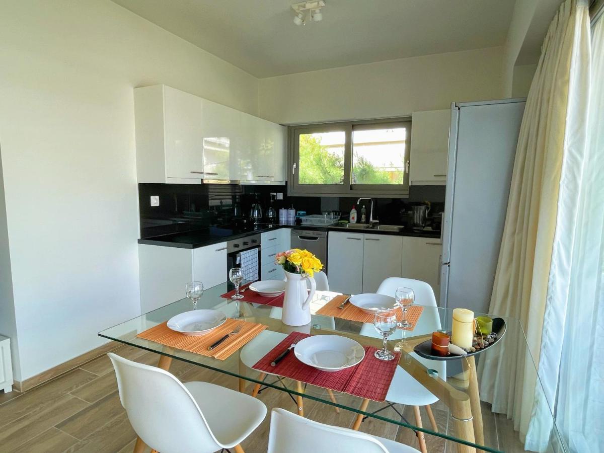 Wsd Luxury Bright 2Bd Apt With Sea View Balcony أثينا المظهر الخارجي الصورة